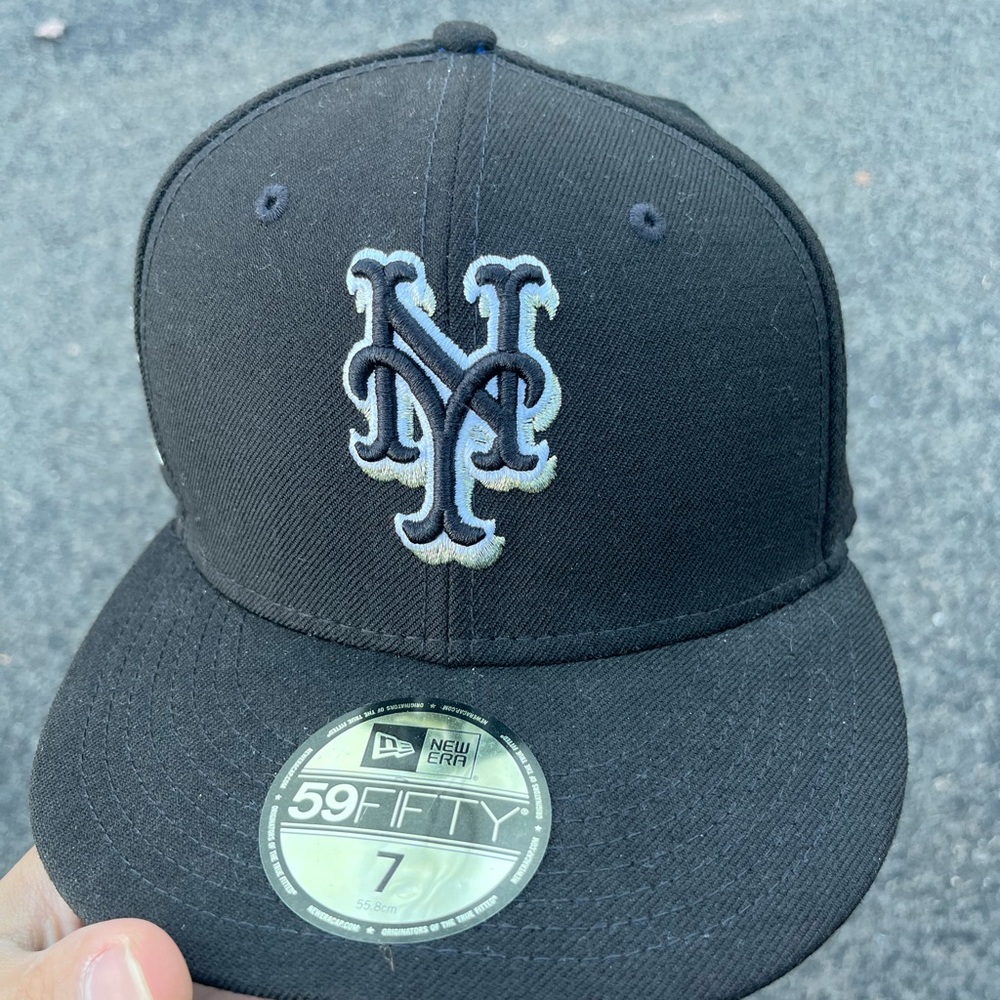 New York Mets Fitted w/ 25th anniversary side patch Size 7